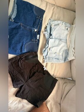 Motherhood Dark Blue Denim Jeans with Gold Stitching